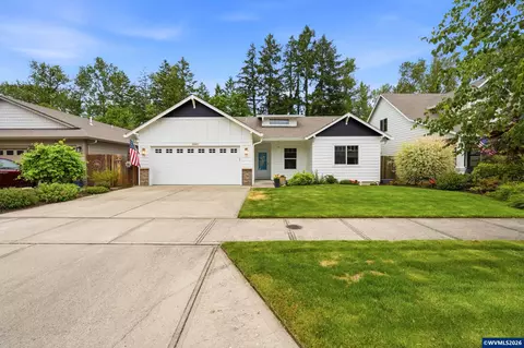 Exterior - 2485 Equestrian Lp Lp S, Salem, OR 97305 photo 2 of 5