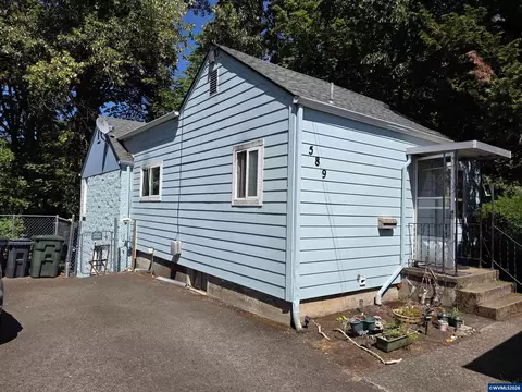 589 Knapp Pl NE, Salem, OR 97301