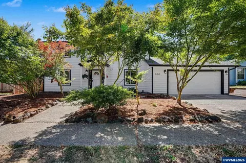 860 Ironwood Dr SE, Salem, OR 97306