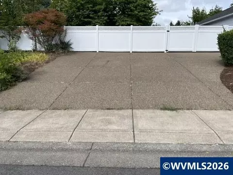 1515 Mousebird Ave NW, Salem, OR 97304