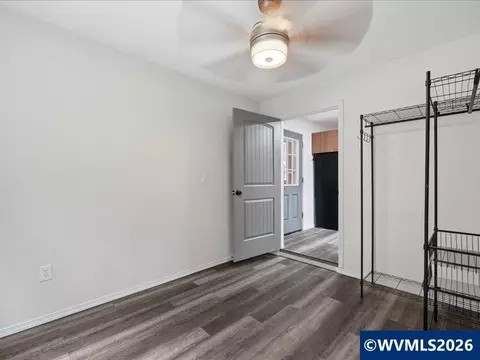 Bedroom - 27009 Cecil Ln, Alsea, OR 97324 photo 6 of 6