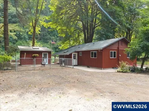 Exterior - 27009 Cecil Ln, Alsea, OR 97324 photo 2 of 13
