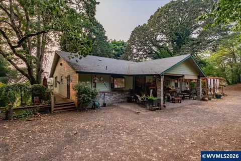 35003 Washburn Heights Dr, Brownsville, OR 97327