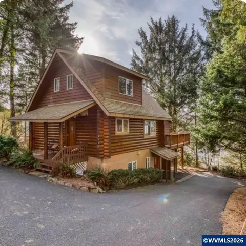 3539 NE Quay Ave, Lincoln City, OR 97367