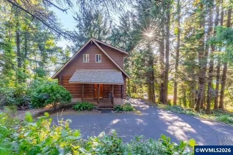 3539 NE Quay Ave, Lincoln City, OR 97367