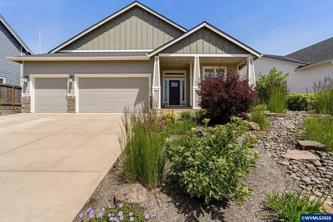 448 Eaglet St NW, Salem, OR 97304