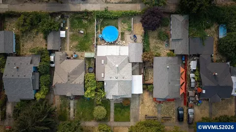 View/Area - 1915 5th St NE, Salem, OR 97301 photo 1 of 3