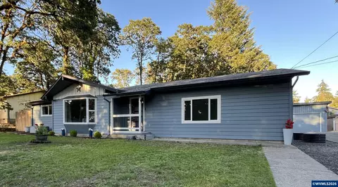 438 NW Douglas St, Dallas, OR 97338