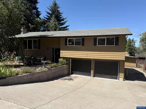 1053 Windemere Dr NW, Salem, OR 97304