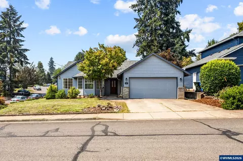 819 Mule Deer St NW, Salem, OR 97304