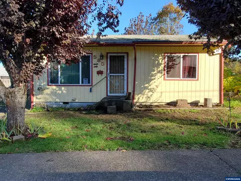 585 5th Ave, Sweet Home, OR 97386