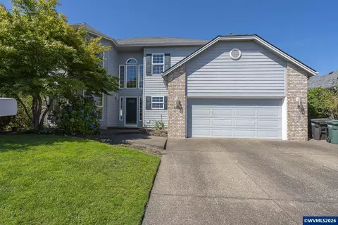 448 Park Pl S, Monmouth, OR 97361