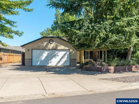 3915 Windy Ave NE, Albany, OR 97322
