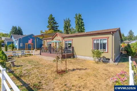 567 Cedar St SW, Willamina, OR 97396 photo 4