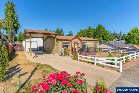 567 Cedar St SW, Willamina, OR 97396 photo 2