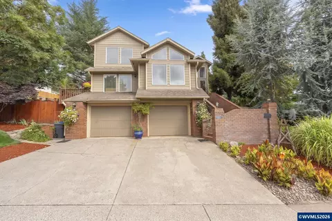 3057 Lakeview Ct NW, Salem, OR 97304