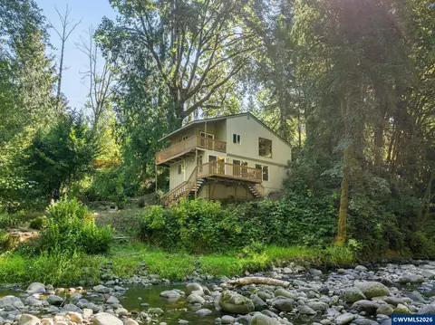 30 N New Bridge Rd, Otis, OR 97368