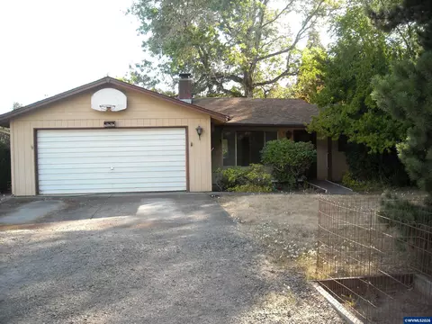 3350 NW Tanager Dr, Corvallis, OR 97330