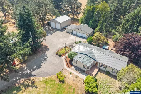 17672 N Santiam Hwy SE, Stayton, OR 97383