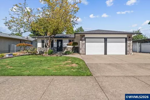1694 40th Pl SE, Salem, OR 97317