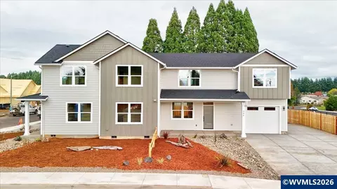 310 NE Clay St, Sublimity, OR 97385