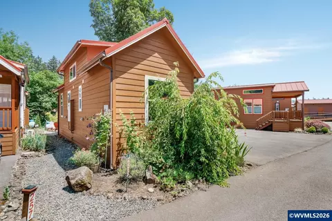 8372 Enchanted Way SE #258, Turner, OR 97392 photo 2