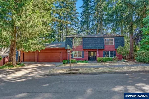 1590 Jamestown St SE, Salem, OR 97302