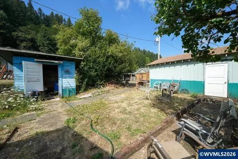 Exterior - 147 E Main St, Alsea, OR 97324 photo 4 of 6