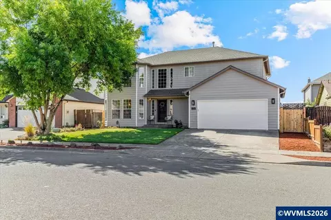 4468 Farm Field Ave NE, Salem, OR 97305