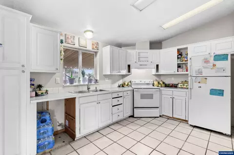 930 Mahan Lp Lp, Gervais, OR 97026 photo 11