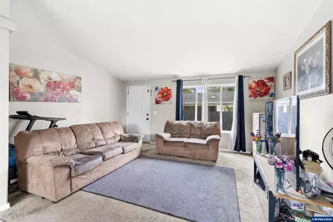 930 Mahan Lp Lp, Gervais, OR 97026 photo 5