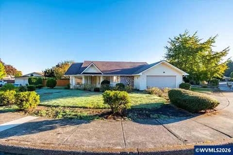 1481 Scotch Ct SE, Salem, OR 97306