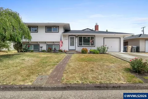 1545 SE Madison St, Albany, OR 97322