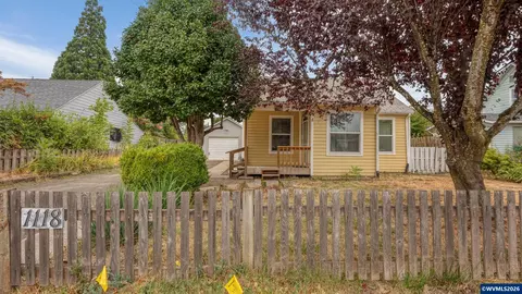 1118 Park Ave NE, Salem, OR 97301
