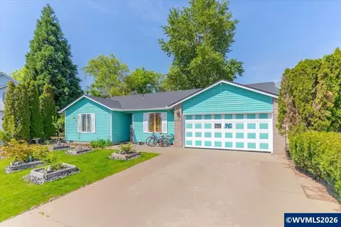 4545 Settlers Ct NE, Salem, OR 97305