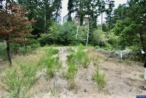 2622 Breezee Way, Oceanside, OR 97134