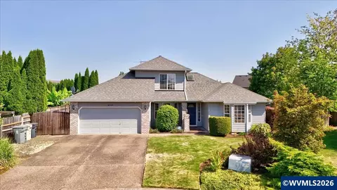 3785 Hemlock Pl SE, Albany, OR 97322