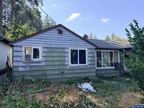 140 7th Ave, Sweet Home, OR 97386