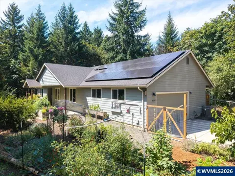 6220 Treehouse Rd, Monmouth, OR 97361