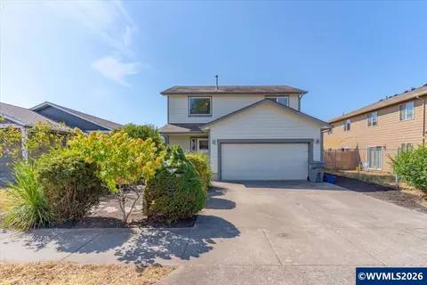 1957 Lyon St SE, Albany, OR 97322