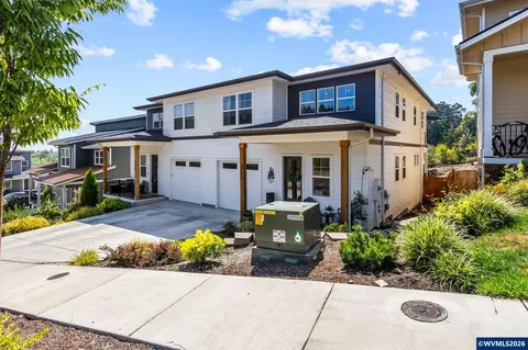 2773 NW Huckleberry Dr, Corvallis, OR 97330