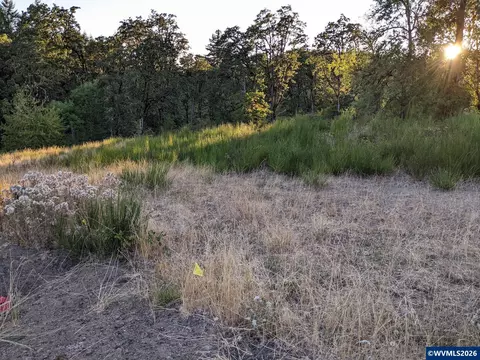 3700 NW Goldfinch Dr, Corvallis, OR 97330
