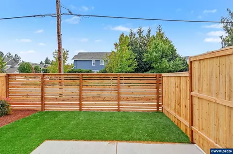 Exterior - 1122 Barbara Ave NE, Keizer, OR 97303 photo 5 of 9