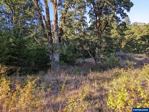 3733 NW Goldfinch Dr, Corvallis, OR 97330