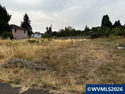 360 King St S, Salem, OR 97302