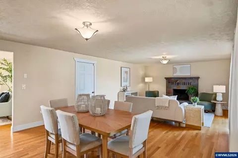 Dining - 744 Cessna St, Independence, OR 97351 photo 2 of 2