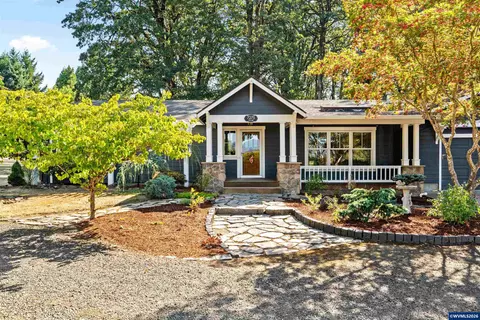 7275 SW Deerhaven Dr, Corvallis, OR 97333