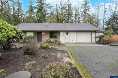 16695 Dancing Fox Ln NE, Silverton, OR 97381