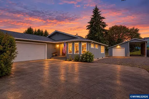 546 SW Hayter St, Dallas, OR 97338