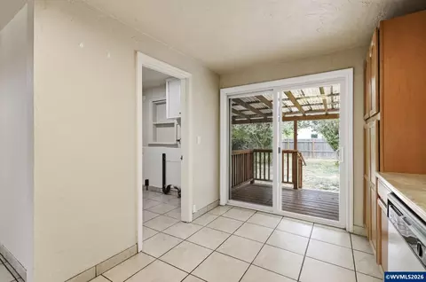 Other - 485 21st St, Springfield, OR 97477 photo 3 of 10